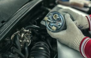 تعویض فیلتر بنزین